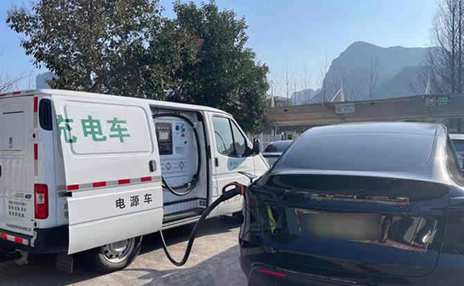 谢岗镇汽车搭电